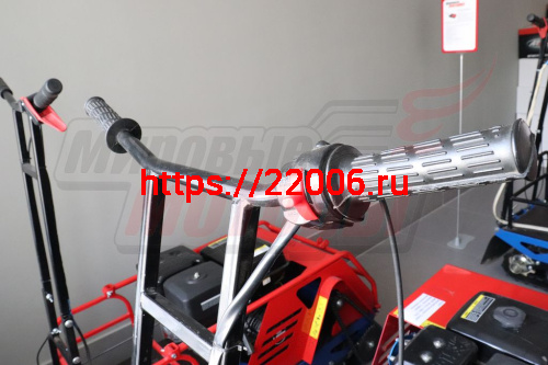 Мотобуксировщик  9 л.с. Север (3 тел.) дв.Lifan, вариатор "Сафари", катковая подвеска фото 3